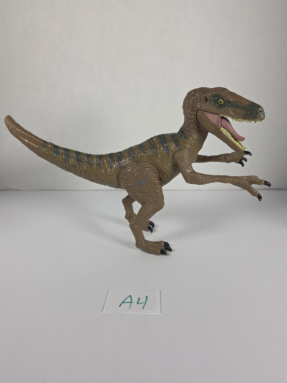 Jurassic World Velociraptor.